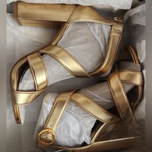 DKNY HEELS